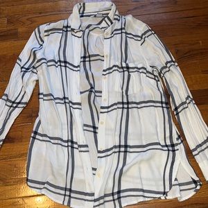 Cotton button up